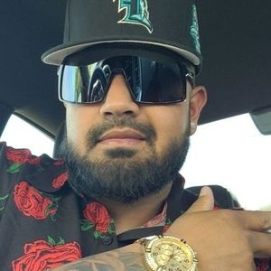 Meet your Posher, Adrian